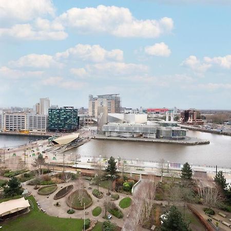 Stylish Mediacity 2Bed, Sleeps 6, Amazing Views مانشستر المظهر الخارجي الصورة
